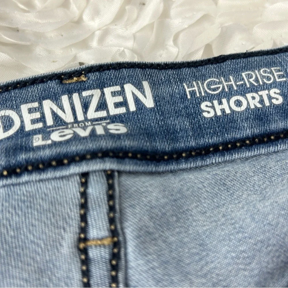 Levi's Denizen‎ High Rise Blue Jean Shorts 2-W26